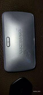 TomTom Bluetooth BT GPS Receiver 12-channel SiRFStar IIe/LP ( 9821X)