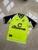 Borussia Dortmund 1995/96 Home Shirt - S - Nike Original Vintage Football Shirt