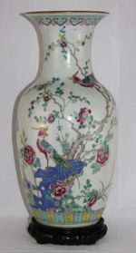 19th Century Chinese Famille Rose Porcelain Vase Birds Flowers Insects 44 cm