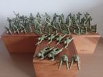 Vintage Job Lot of Plastic Army Men/Soldiers x 43 