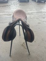 Jameson Saddle. 17.5   Size Wide