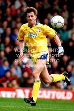1992 LEE CHAPMAN LEEDS UNITED ACTION PHOTO UTD LUFC UTD PRINT
