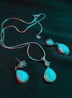 Rare VTG Sterling Silver Necklace with Larimar Pendant and Earrings.