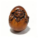 Vintage Japanese Netsuke Old Boxwood Carved  Eggshell Pixiu Statue Ornament Gift