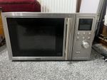 De'Longhi 20L 800W Countertop Microwave Grill, Stainless Steel Silver, 8 Prog