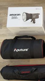 Professional photographer lighting rig (Light, Tripod, Softbox)