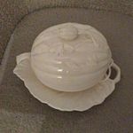 Leeds Clasic Creamwear  Pumpkin Tureen with Lid & Ladlle Glossy Embossed Fruit.