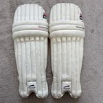 Slazenger Youth Cricket Leg Pads White V100