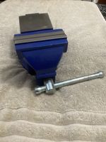 Toolzone 4” Heavy Duty Fixed  Base   Engineers Vice With Anvil