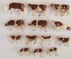 Britains Herald Farm - lot of 13x Hereford Cattle - bull cows calves - 1/32