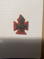 Original Queens Westminster Battalion KRRC Regiment (Queen's) Cap Badge. WW1