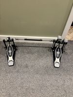 Gear4music Double Chain Double Bass Drum Pedal with Drive Shaft, TAMA beaters