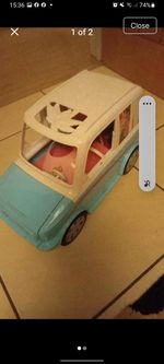 Barbie puppy van 