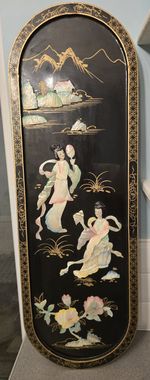 VINTAGE 36" OVAL BLACK LACQUER WOOD WALL PANEL MOP ORIENTAL FIGURINES