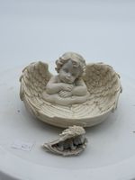 Pair Of Nemesis Now White Resin Cherub Angel Babies