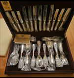 Arthur Price of England 44pc Silver Plated Cutlery Set Vintage Wooden Case, VGC