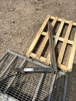 Kragelund Hydraulic Extending Forks.