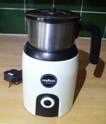 Lavazza A Modo Mio MilkUp Electric Milk Frother Warmer Cream 500W Mod 18200058