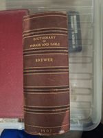 Brewers Dictionary Of Phrase And Fable