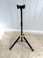 Hercules Guitar Stand