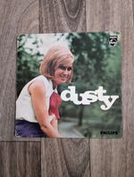 DUSTY SPRINGFIELD - Signed Sleeve (Original Autograph) No Record