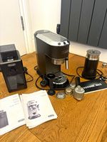 De'Longhi EC685 Espresso & Cappuccino Machine, Grinder, Steam Wand, Black/Silver
