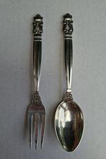 Superb Pre 1937 GEORG JENSEN  Danish Silver ACORN pattern CHRISTENING SET  Vgc