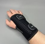 Carpal Tunnel Wrist Brace Adjustable Night Wrap Support 3 Metal Spits Right Hand