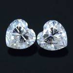 Natural Certified DE Color VVS1 Excellent White 5.00 MM Heart Pair Diamond Bx01