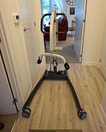 Invacare Birdie Evo Compact Electric Patient Lift/Hoist 150 kg