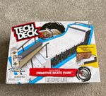 Tech Deck Primitive Skate Park Fingerboard Ramp Set White/Blue/Black