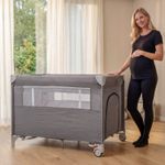 Baby Baby Crib with Mattress 125 x 66cm, Folding Travel Cot and Playpen Btexuzvm