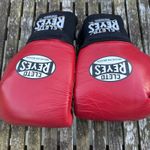 Cleto Reyes 18oz Professional Gloves, Less Than 15min Total Use Testing On Bag.