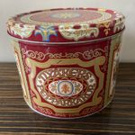 EMPTY Nyakers Pepparkakor Large Biscuit Tin 900g Swedish Collectable 19cm Dia 