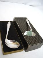 Spoon and pusher for baby feeding weaning Silver plate Christening  Boxed