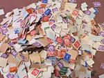 190g GB Wilding Definitives Kiloware On Off Paper Unsorted QEII Pre-Decimal Mix