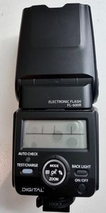 Olympus FL-600R Flash for digital Olympus cameras