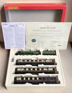 HORNBY R2598M - QUEEN OF SCOTS TRAIN PACK, Gladiateur Loco, DCC, Ltd Ed - Boxed