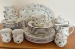 Selection of Vintage Villeroy & Boch PETITE FLEUR Dinner & Tea Ware c.1983+