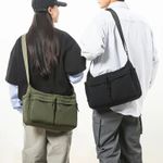 UNIQLO Multi Pocket Shoulder Bag 2 Colors Handbag For Men Women Messenger Bags