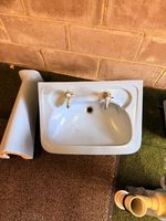 SHANKS ARCTIC BLUE BASIN PESTAL  AND WC CISTERN TOILET SET VINTAGE ART DECO