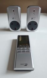 Home Easy HE200 Wireless Timer Remote Control & 2x HE202S 300W Plug-In Dimmers