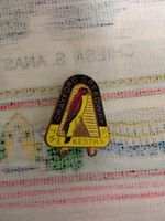 CRAYFORD KESTRELS   SPEEDWAY BADGE IN  GOLD 