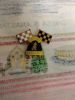 COVENTRY BEES   SPEEDWAY BADGE IN  GOLD 