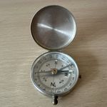 Vintage closed-face pocket compass