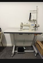 JUKI DDL-8700B-7 Industrial Lockstitch Sewing Machine w/ Table/Stand, Pedal