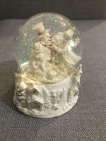 Musical Snowglobe, Christmas - Winter themed Unmarked H:14 Cm W:11.5 Cm