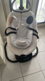 Babymoov Swoon Evolution Baby Electric Swing in White Boucle