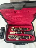 W. Schreiber 6010 Bb Clarinet Black, Adjustable Thumb Rest, Case & Mouthpiece.
