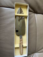 Stainless Steel Cake/Pie Slice Server, Marbled Plastic Handle, Vintage Gloss